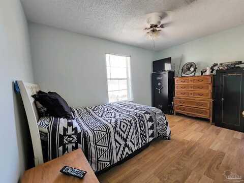 Ten Mile, PENSACOLA, FL 32534