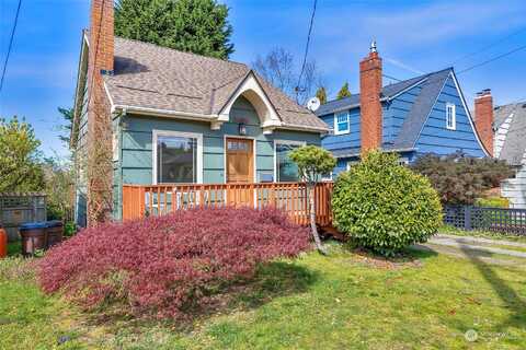 41St, SEATTLE, WA 98116