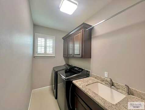 Gregg, EDINBURG, TX 78542