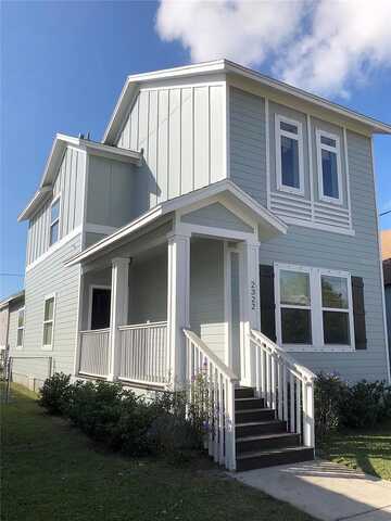 Chestnut, TAMPA, FL 33607