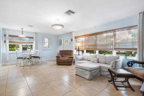 J, Lake Worth, FL 33460
