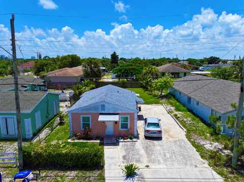 31St, RIVIERA BEACH, FL 33404