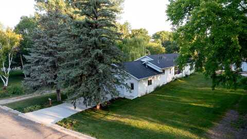 Adolphus, FERGUS FALLS, MN 56537