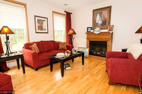 Hillvale, SAINT PAUL, MN 55128