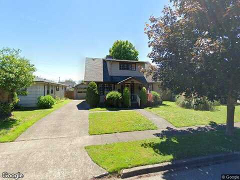 Field, LONGVIEW, WA 98632
