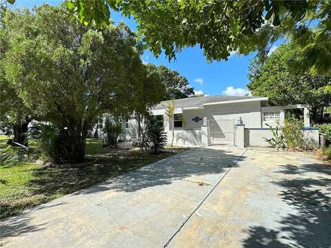 14Th, SAINT PETERSBURG, FL 33702