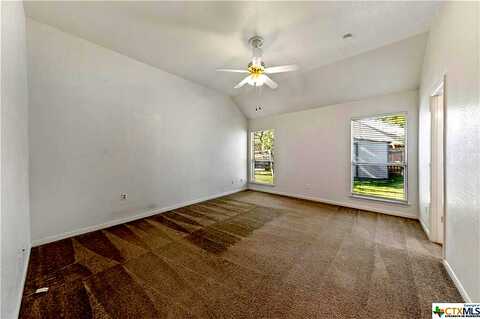 Jase, COPPERAS COVE, TX 76522