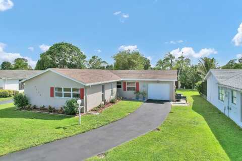 Pineneedle, LAKE WORTH, FL 33467