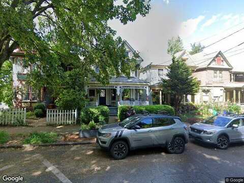 Montgomery, PORTLAND, OR 97201