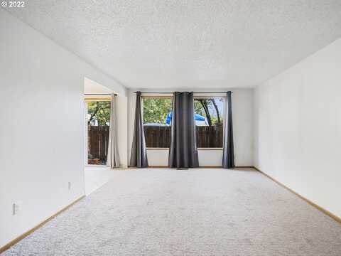 Stark, PORTLAND, OR 97233
