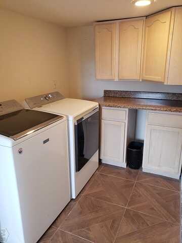 Hook, PUEBLO, CO 81007