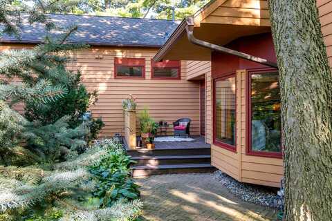 Glenthistle, MADISON, WI 53705