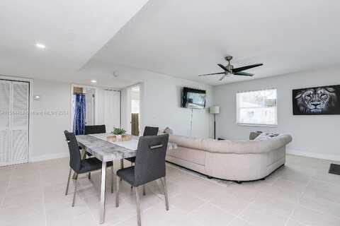 9Th, FORT LAUDERDALE, FL 33311
