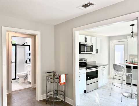 Dexter, PENSACOLA, FL 32507