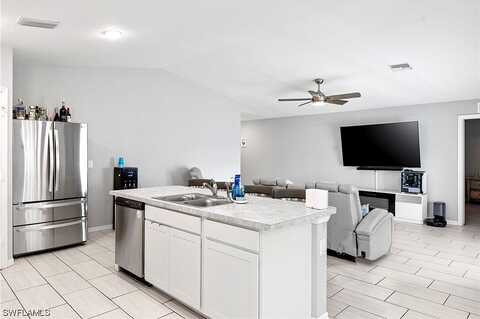 6Th, CAPE CORAL, FL 33909