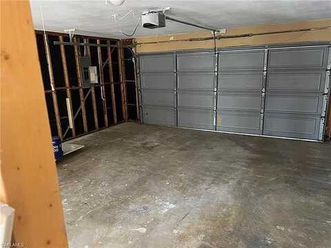 Royal Woods, FORT MYERS, FL 33908