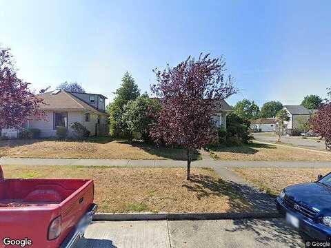 Rainier, EVERETT, WA 98201