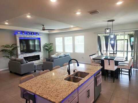 Oval Rum, WIMAUMA, FL 33598