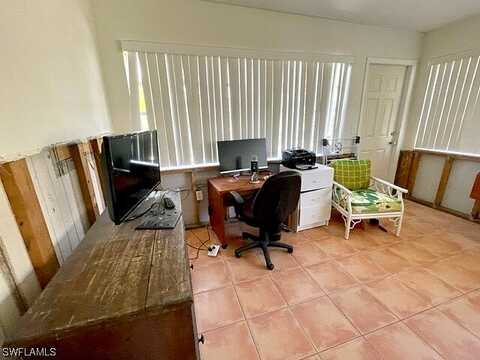 Sabur, CAPE CORAL, FL 33904