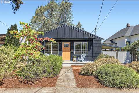 Knight, PORTLAND, OR 97206