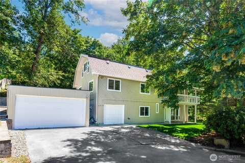 125Th, NEWCASTLE, WA 98056