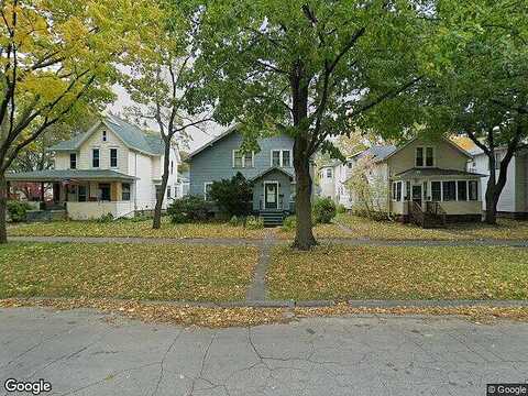 Maple, GREEN BAY, WI 54303