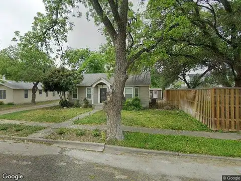 12Th, OZONA, TX 76943