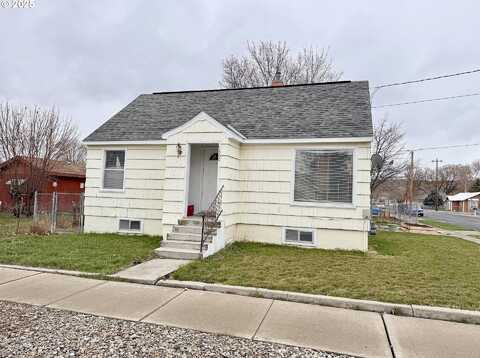 Chestnut, BAKER CITY, OR 97814