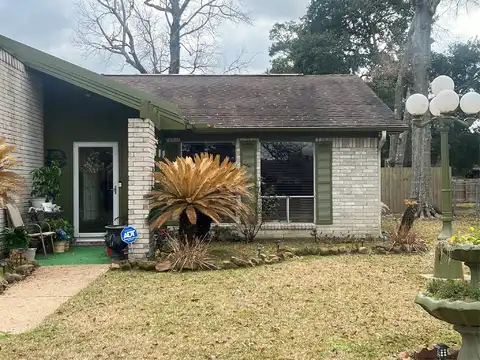Tupelo, BEAUMONT, TX 77708