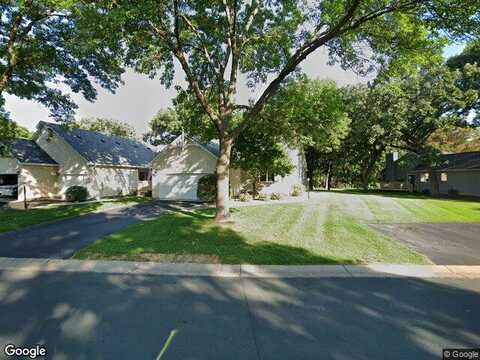 Lake Court, SAINT PAUL, MN 55112