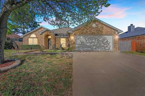 Whispering, CROWLEY, TX 76036