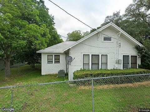 Lay, HALLETTSVILLE, TX 77964