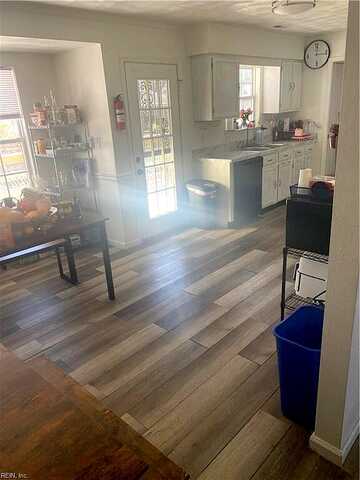 Elm, NORFOLK, VA 23502