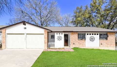 Leafy Hollow, LIVE OAK, TX 78233