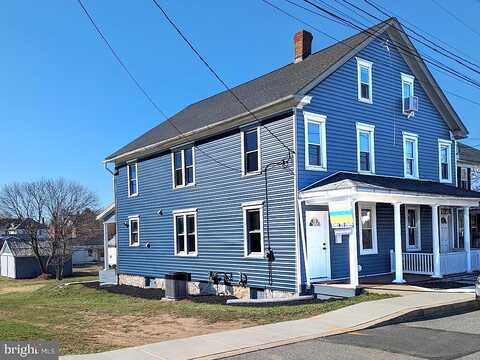 Allison, GREENCASTLE, PA 17225