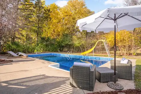 Brooks, SAINT PAUL, MN 55113