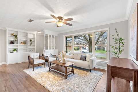 Blende, NORTH RICHLAND HILLS, TX 76180