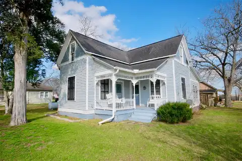 Hackberry, MOULTON, TX 77975