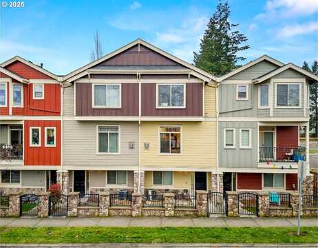 Noelle, BEAVERTON, OR 97006