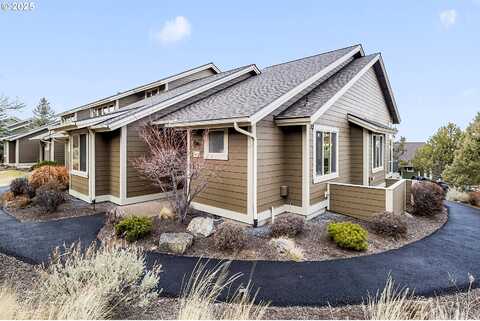 Village, REDMOND, OR 97756