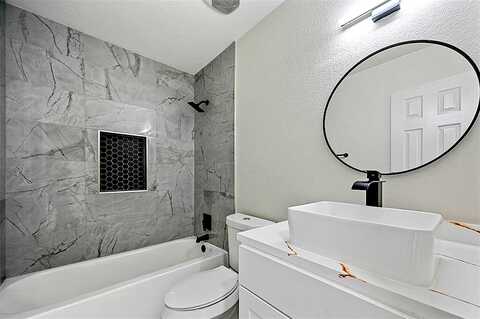 Morrison, FORT WORTH, TX 76112