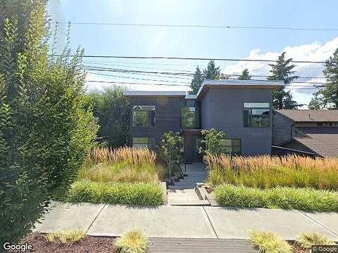 14Th, KIRKLAND, WA 98033