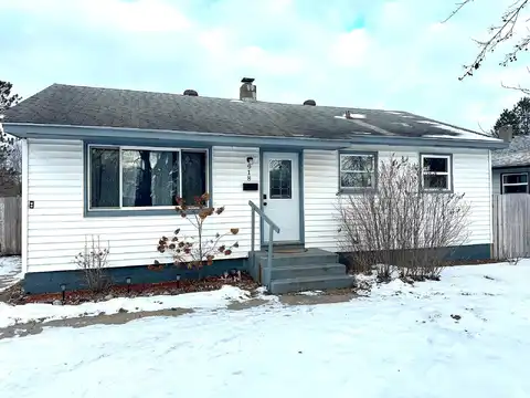 Clover, GRAND RAPIDS, MN 55744