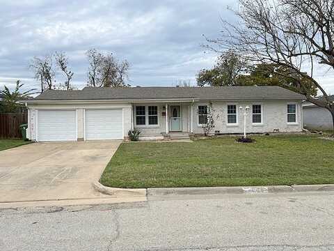 Manor, NORTH RICHLAND HILLS, TX 76180