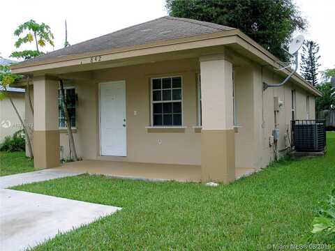 9Th, HOMESTEAD, FL 33034