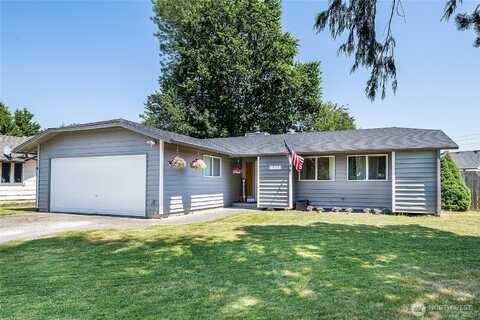 Natalie, ENUMCLAW, WA 98022