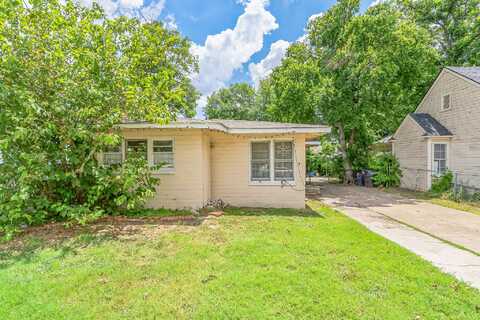 College, FORT WORTH, TX 76110