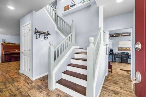 Wells Acres, BEND, OR 97701
