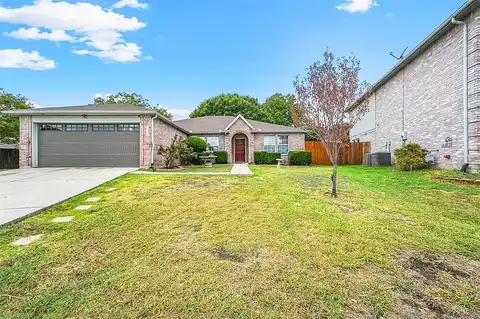 Dove, SAGINAW, TX 76131