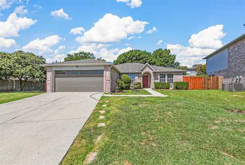 Dove, SAGINAW, TX 76131